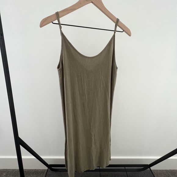 CJLA Parson Dress - Picture 1 of 3